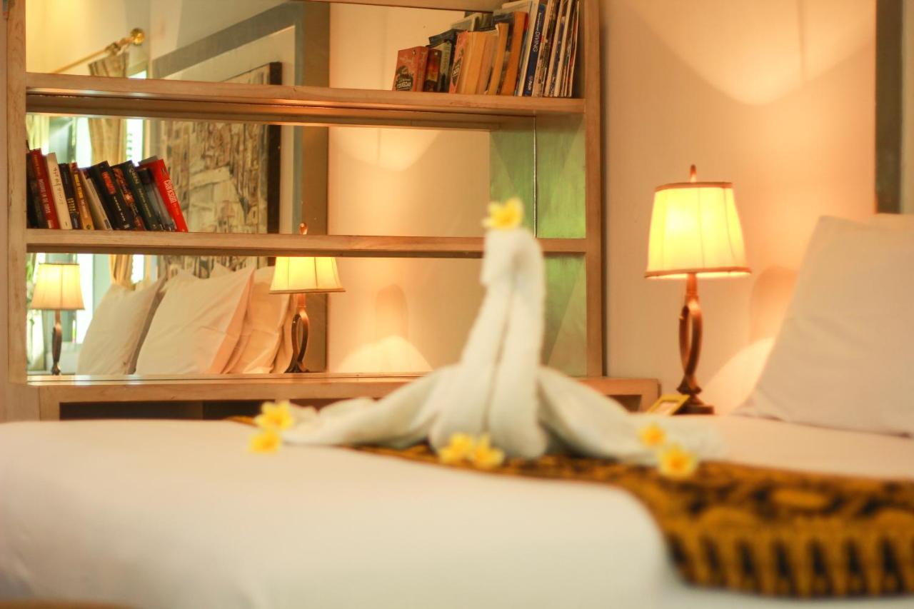 Sendok Hotel Mangsit Eksteriør billede